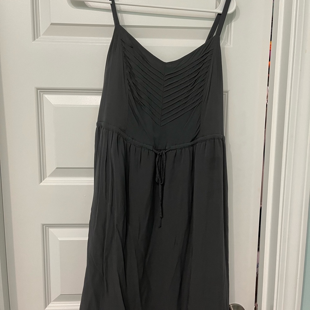 Old Navy Gray Smocked Midi Sundress
